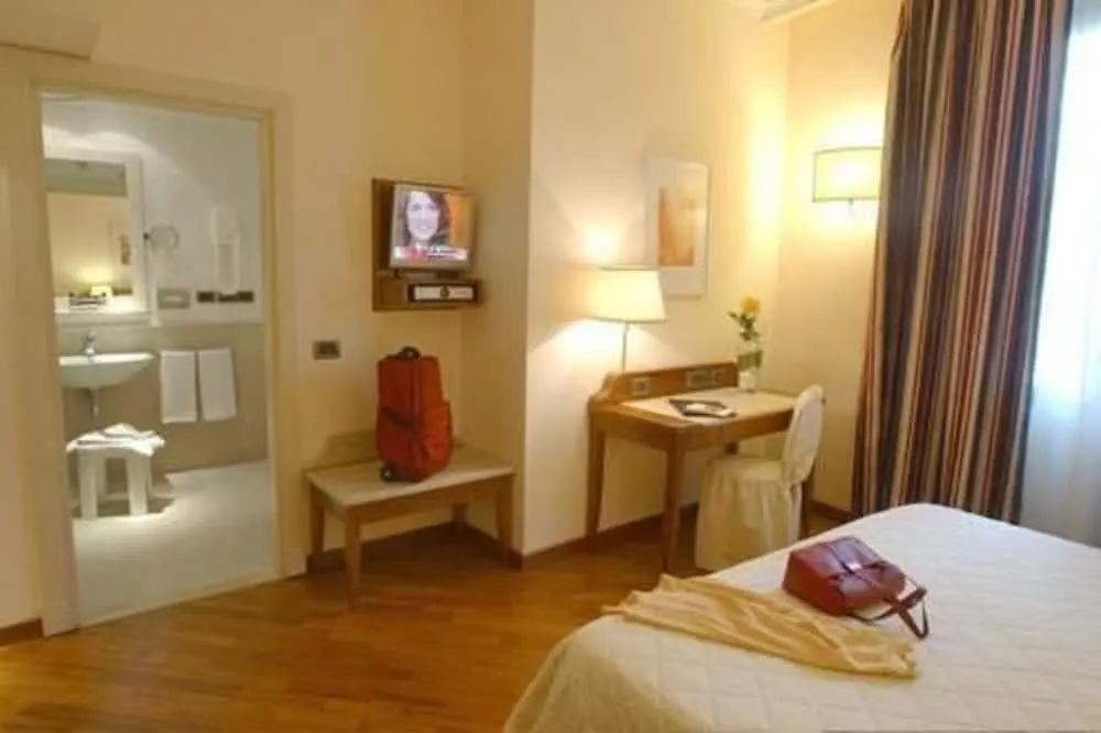 B&B Hotel Firenze Laurus Al Duomo