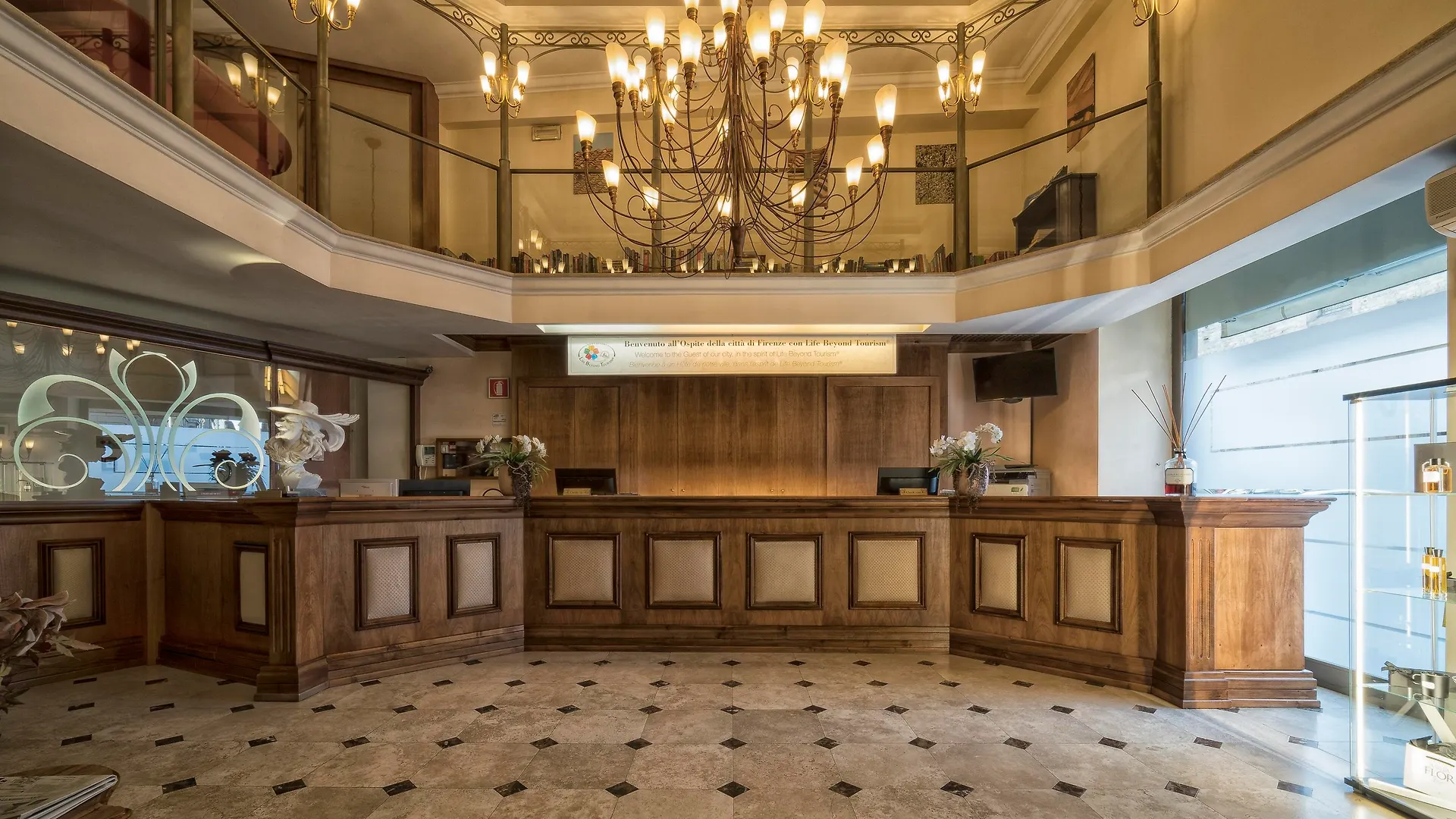 B&B Hotel Firenze Laurus Al Duomo 4*, Florens Italien