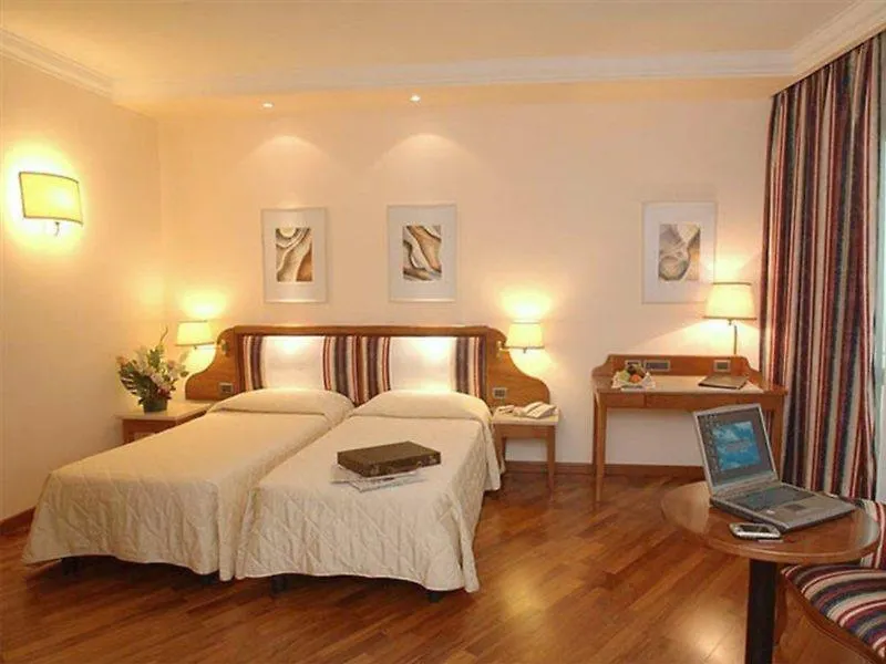 B&B Hotel Firenze Laurus Al Duomo