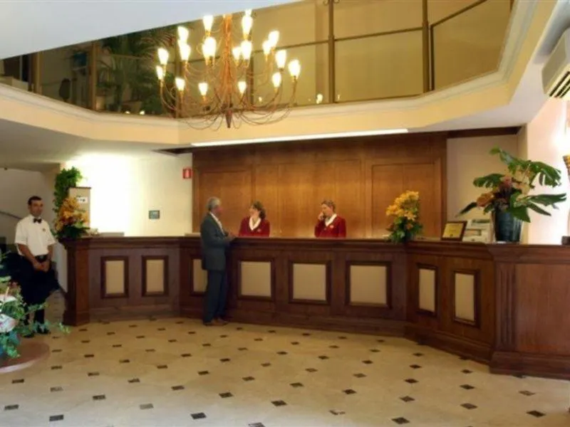 B&B Hotel Firenze Laurus Al Duomo Florens