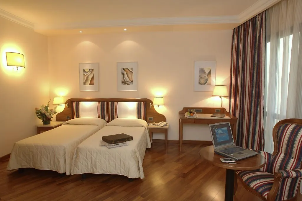 B&B Hotel Firenze Laurus Al Duomo