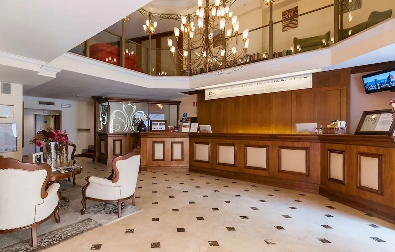 B&B Hotel Firenze Laurus Al Duomo 4*, Florence