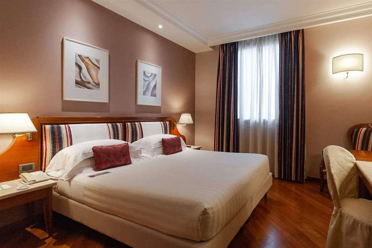 B&B Hotel Firenze Laurus Al Duomo