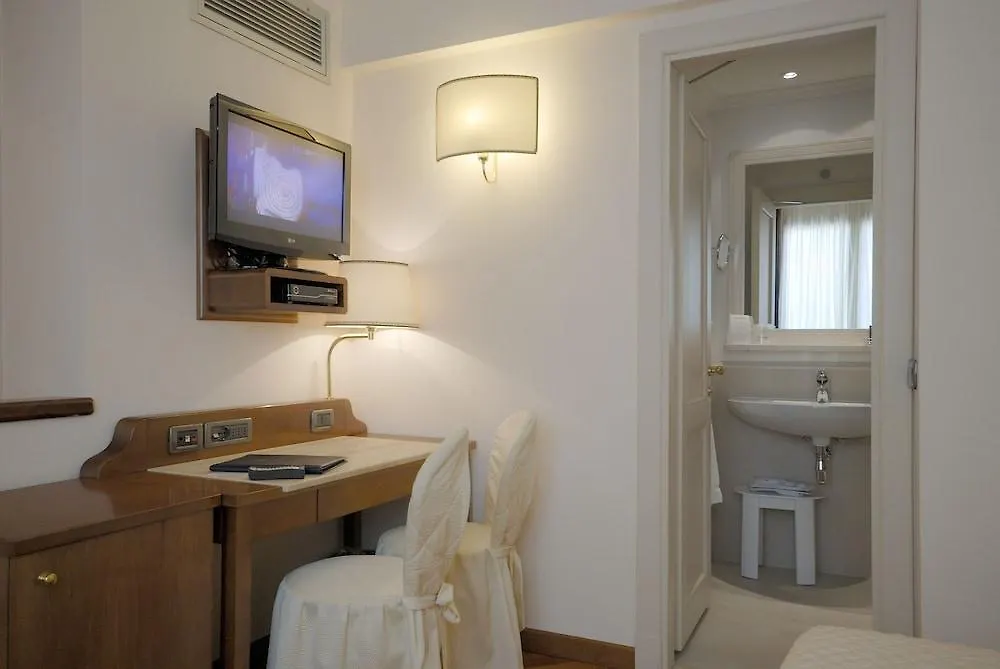 ****  B&B Hotel Firenze Laurus Al Duomo Italy